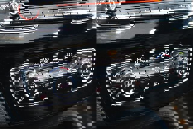 Used 2017 BMW X1 xDrive28i image 17