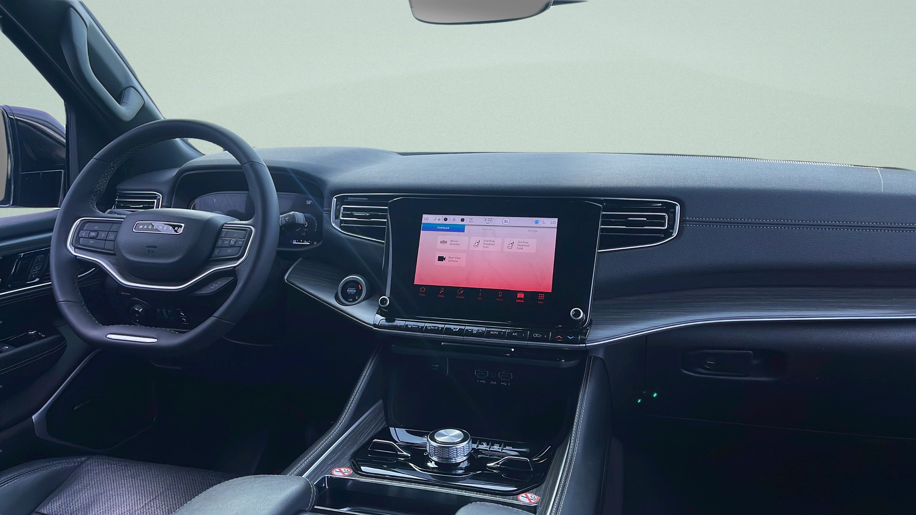 Used 2024 Jeep Wagoneer L Series III w/ Flexible Seating Group image 31