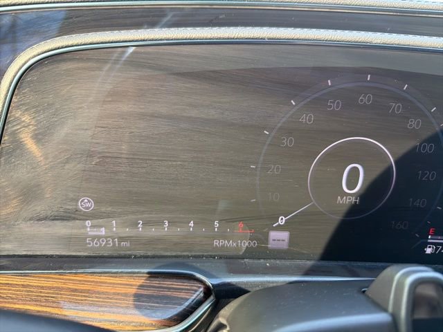 Used 2023 Cadillac Escalade Premium Luxury image 17