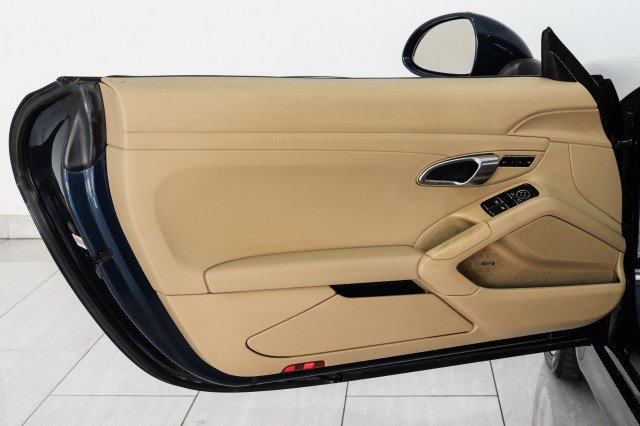 Used 2015 Porsche Cayman RWD image 30