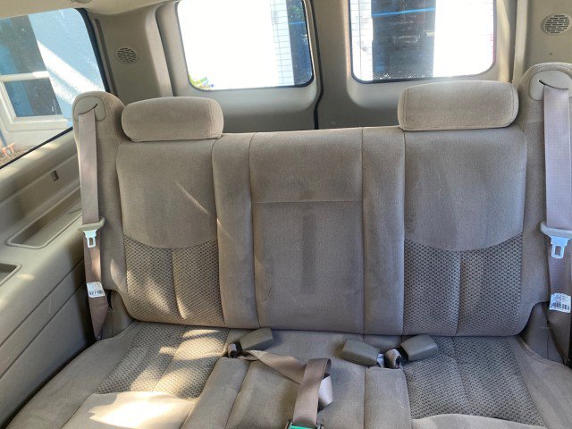 Used 2003 Chevrolet Suburban LS image 82