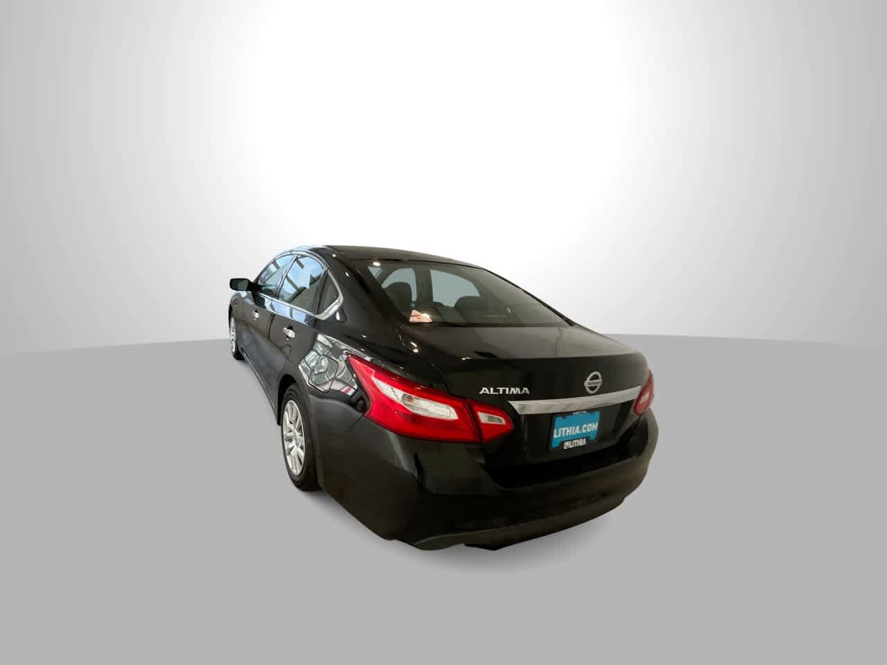 Used 2016 Nissan Altima 2.5 S w/ Power Driver Seat Package FWD image 6