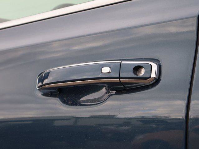 New 2026 GMC Yukon Denali w/ Sun & Power Step Package image 22