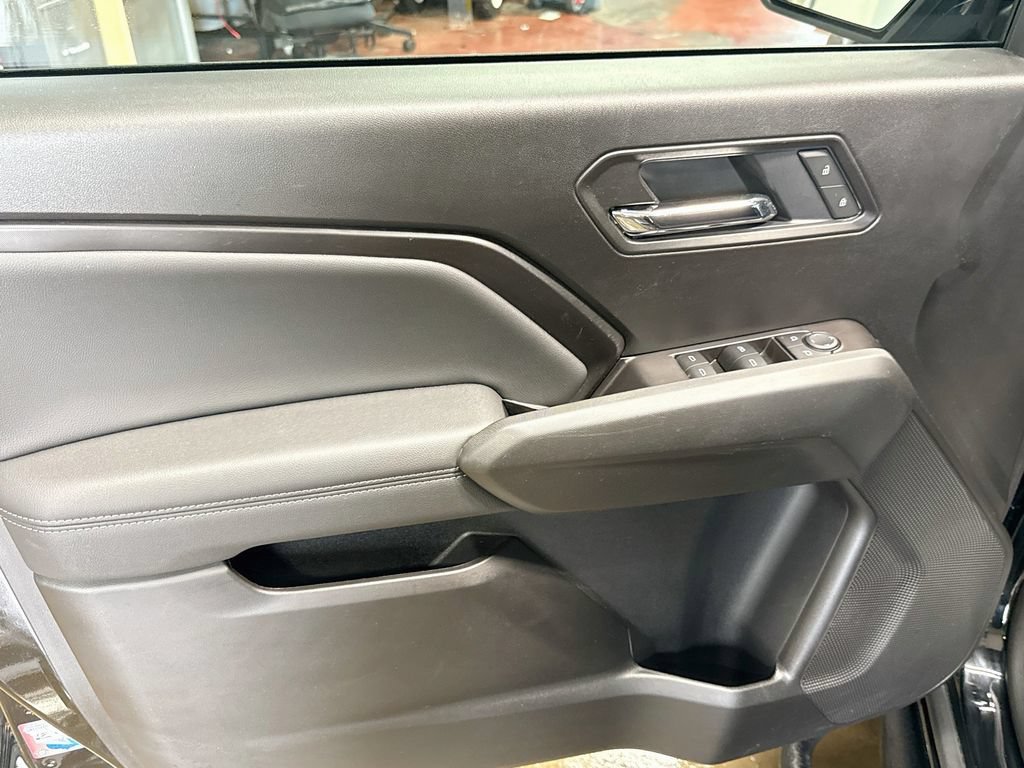 Used 2025 GMC Canyon Elevation RWD image 18