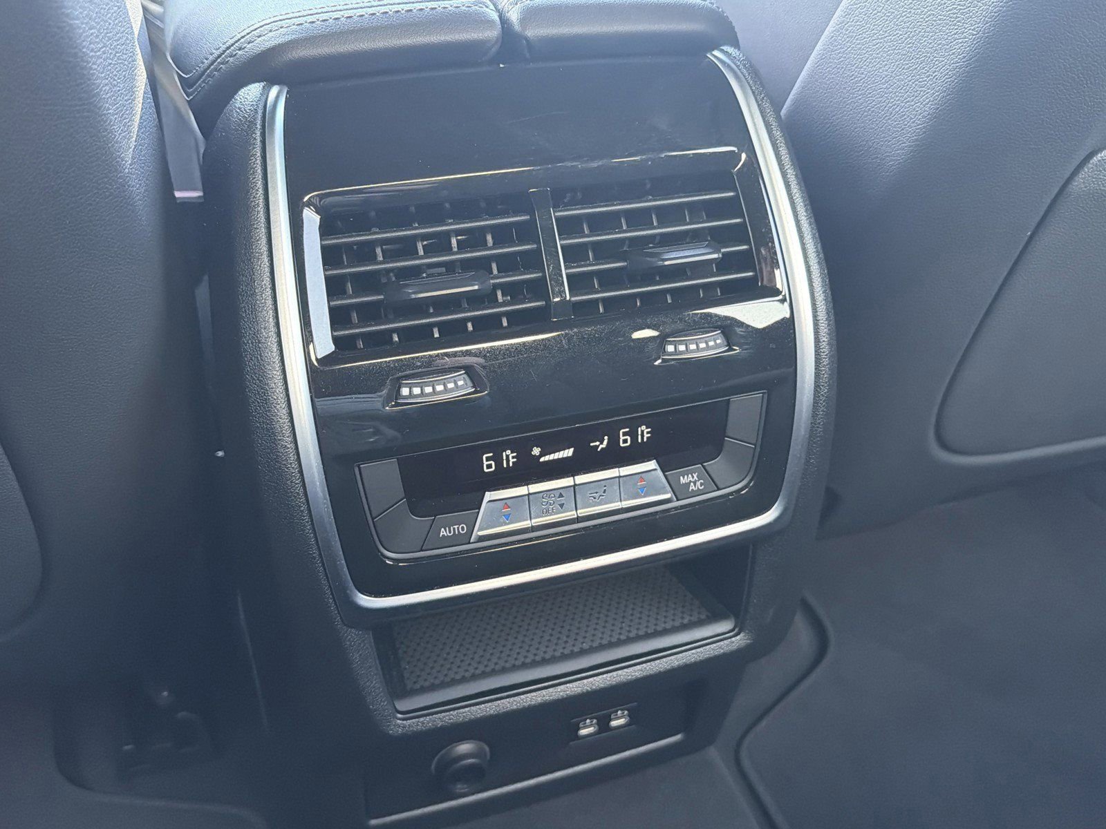 Used 2026 BMW X7 xDrive40i AWD/4WD image 21