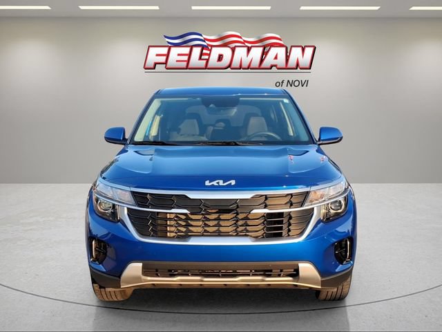 Used 2024 Kia Seltos LX AWD/4WD image 9