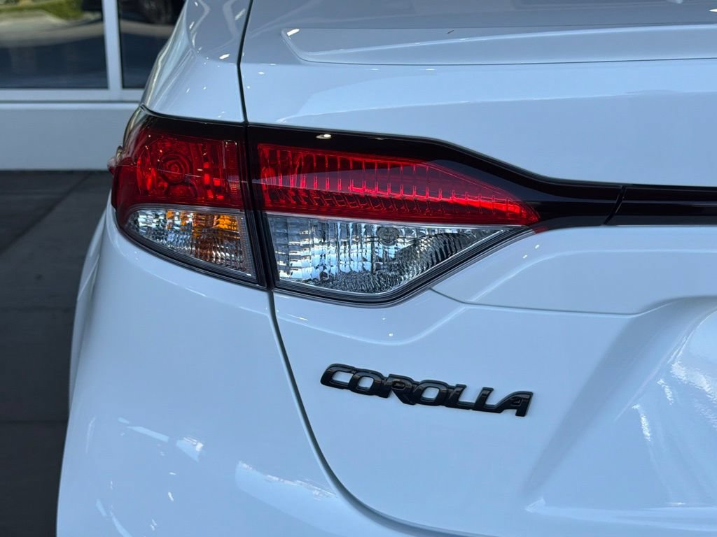 New 2026 Toyota Corolla SE FWD image 10