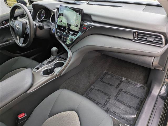 Used 2023 Toyota Camry LE image 20
