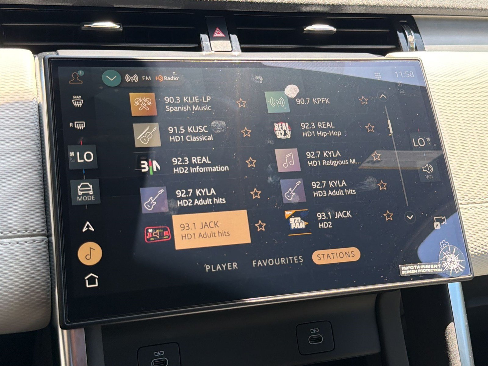 New 2026 Land Rover Discovery Sport Landmark AWD/4WD image 21