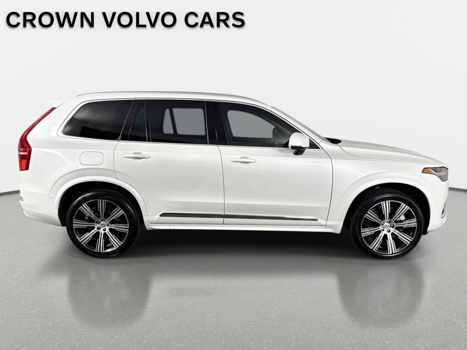 Used 2025 Volvo XC90 T8 Plus w/ Protection Package Premier AWD/4WD image 5