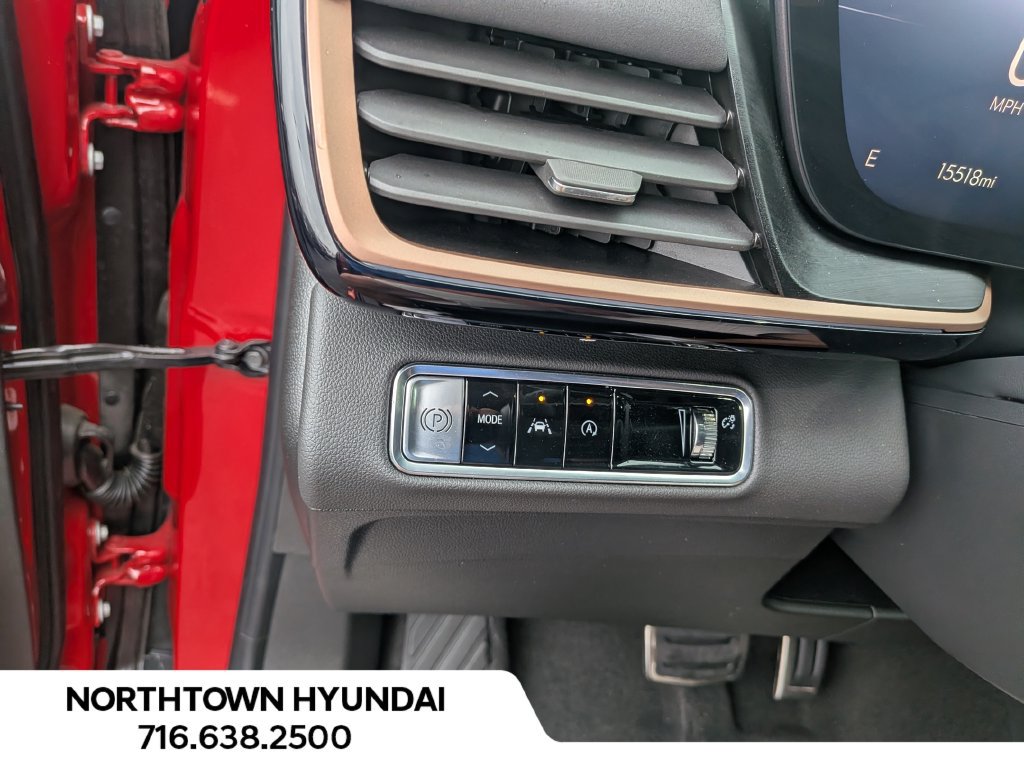 Used 2025 Buick Envision Sport Touring AWD/4WD image 25