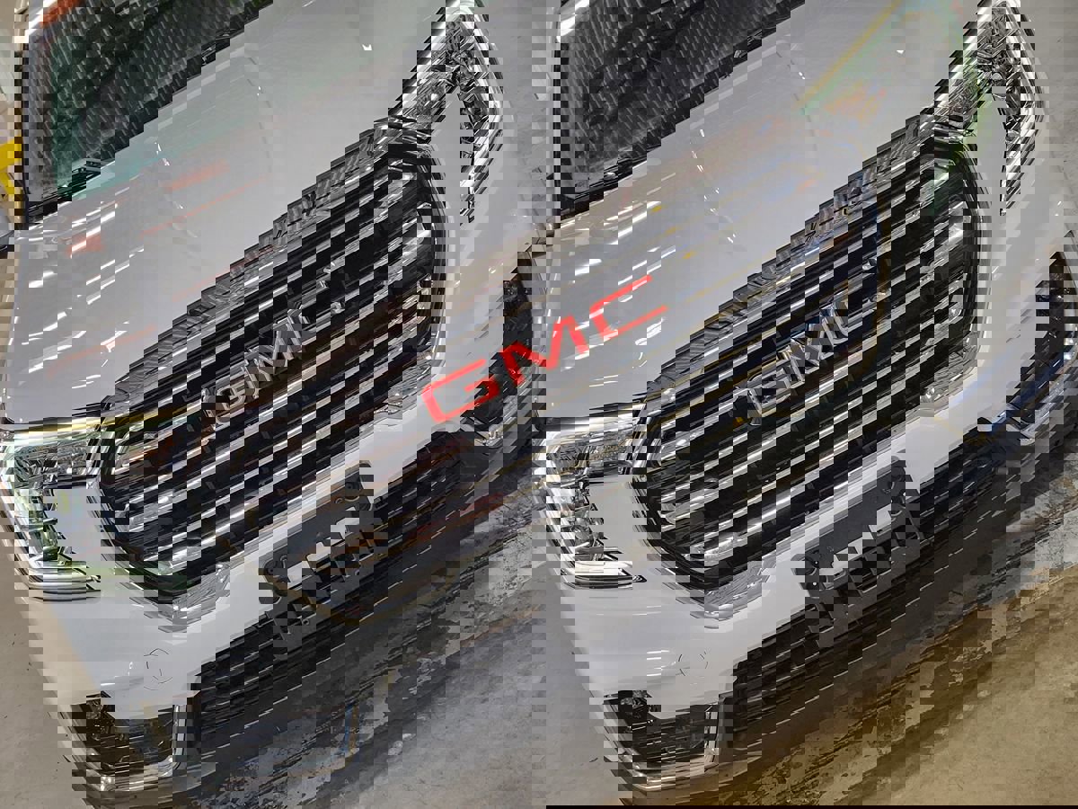 Used 2022 GMC Terrain SLT image 19