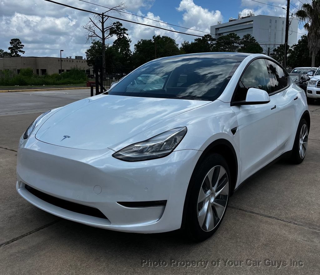 Used 2021 Tesla Model Y Long Range AWD/4WD image 1