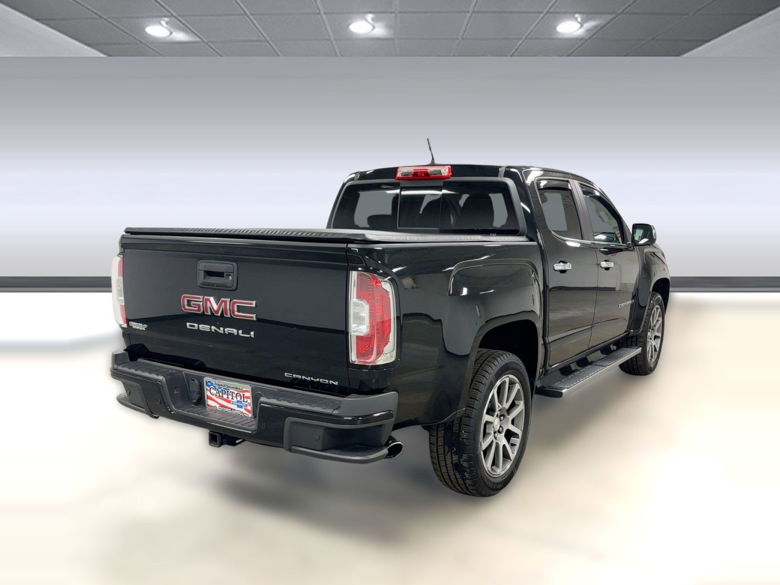Used 2021 GMC Canyon Denali image 8