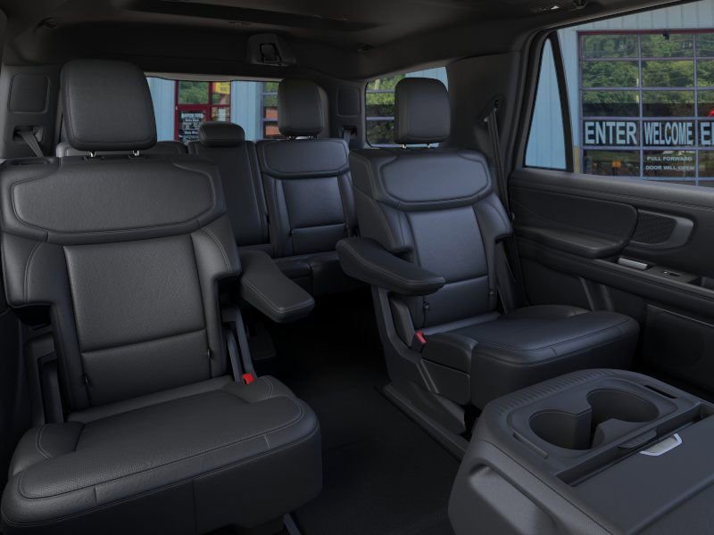 New 2025 Ford Expedition Platinum w/ Stealth Performance Package image 11