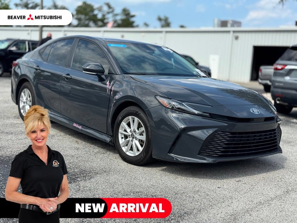 Used 2025 Toyota Camry LE w/ Convenience Package FWD video 1