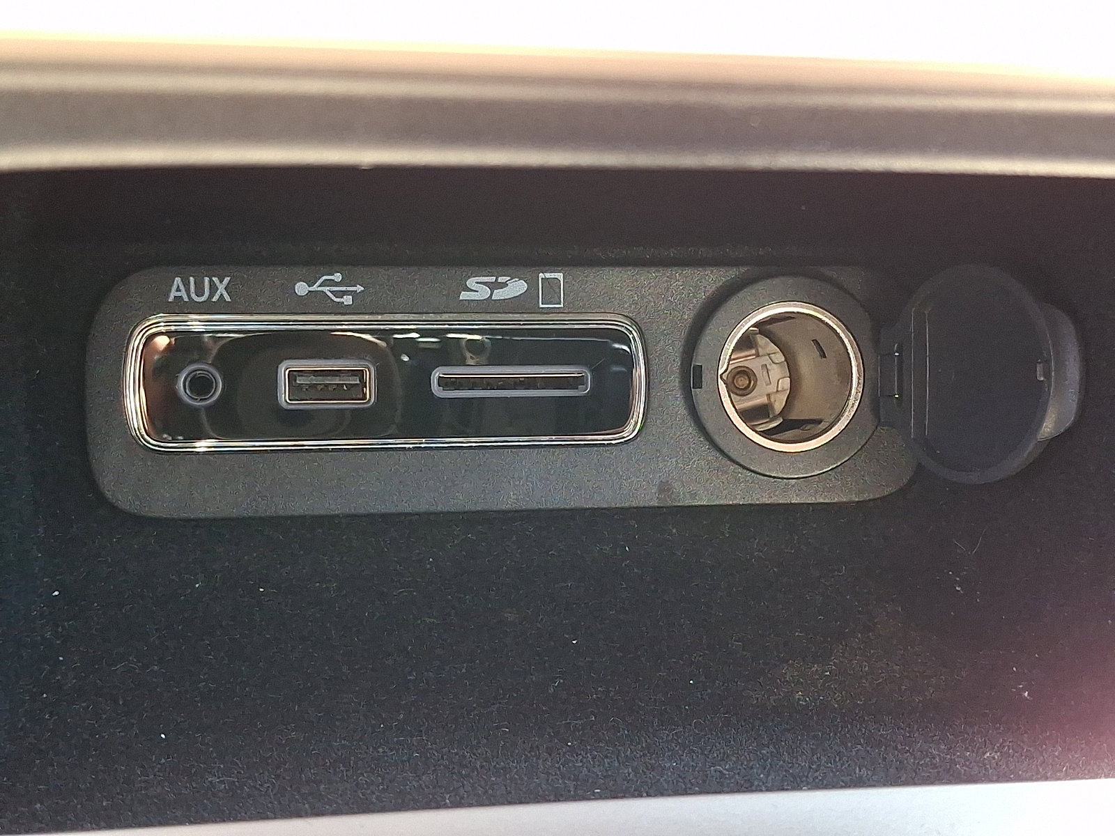 Used 2015 Jeep Grand Cherokee Laredo w/ Quick Order Package 23E image 27