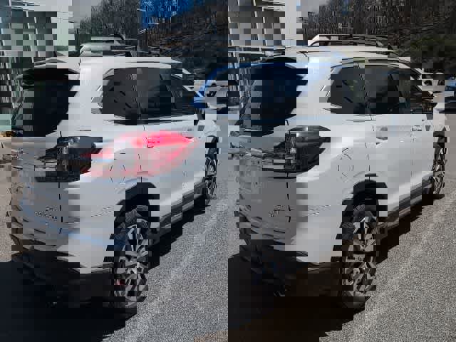 Used 2022 Subaru Ascent Limited image 5