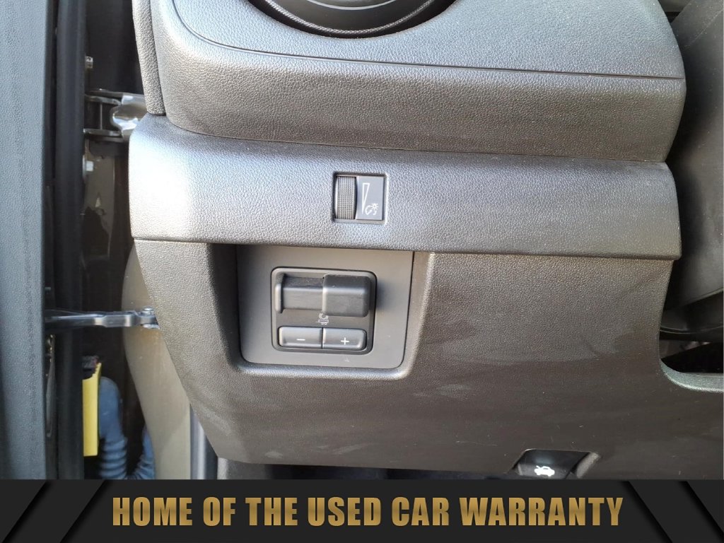 Used 2023 Chevrolet Colorado W/T w/ WT Convenience Package II AWD/4WD image 18