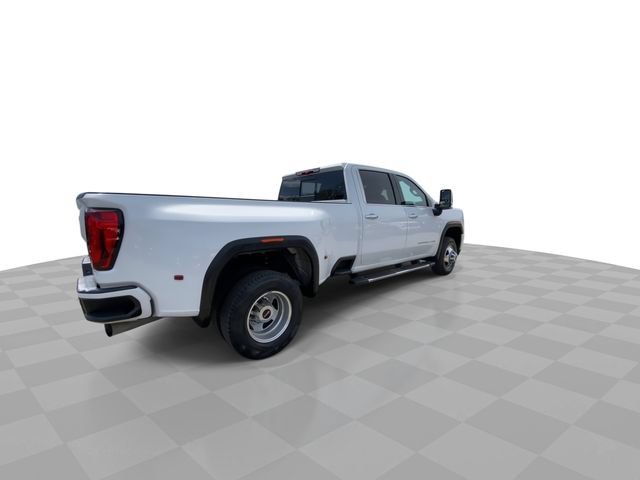 Used 2023 GMC Sierra 3500 Denali AWD/4WD image 2