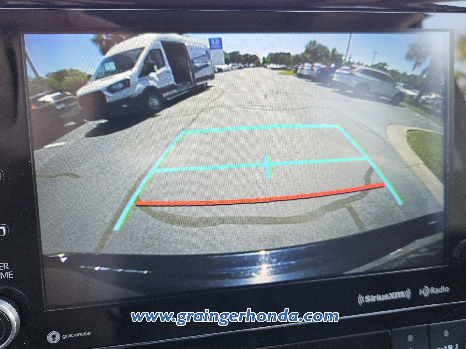 Used 2022 Toyota Highlander XLE image 16