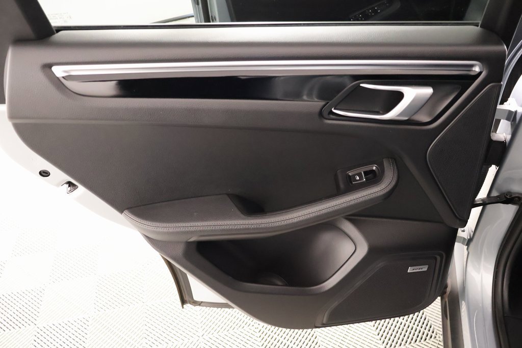 Used 2020 Porsche Macan image 18