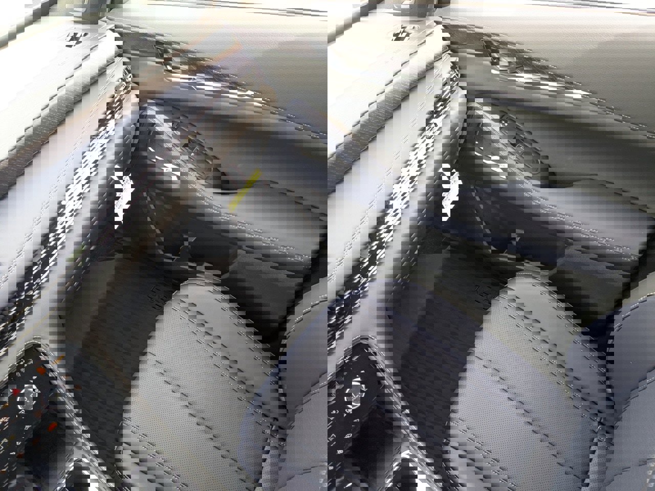 New 2026 INFINITI QX60 Sport image 21