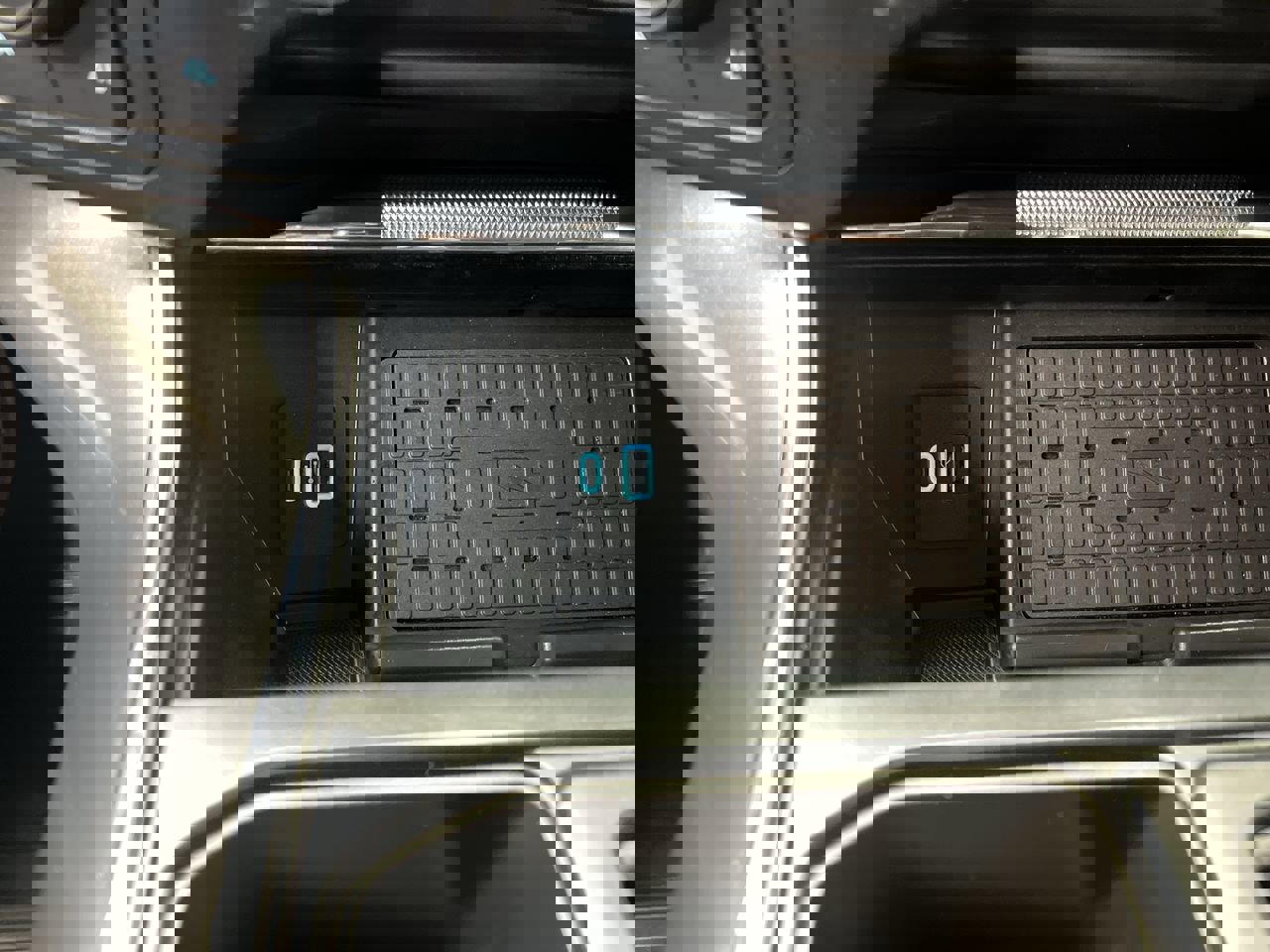 Certified 2023 Ford F150 Lariat w/ Equipment Group 502A High image 29