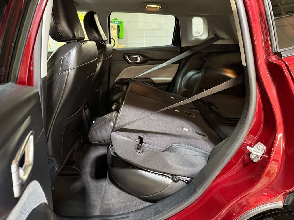 Used 2022 Jeep Compass Latitude image 26