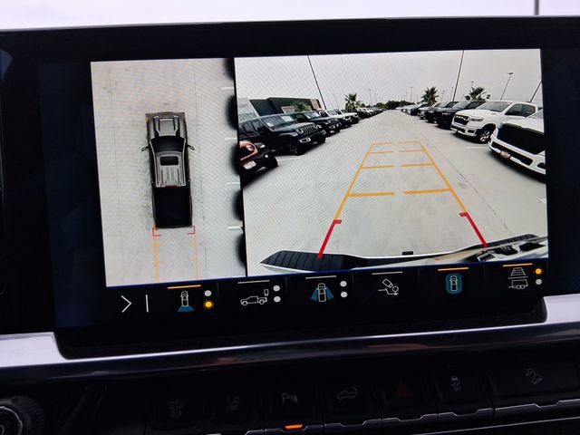 Used 2024 Chevrolet Silverado 2500 High Country w/ Technology Package AWD/4WD image 12