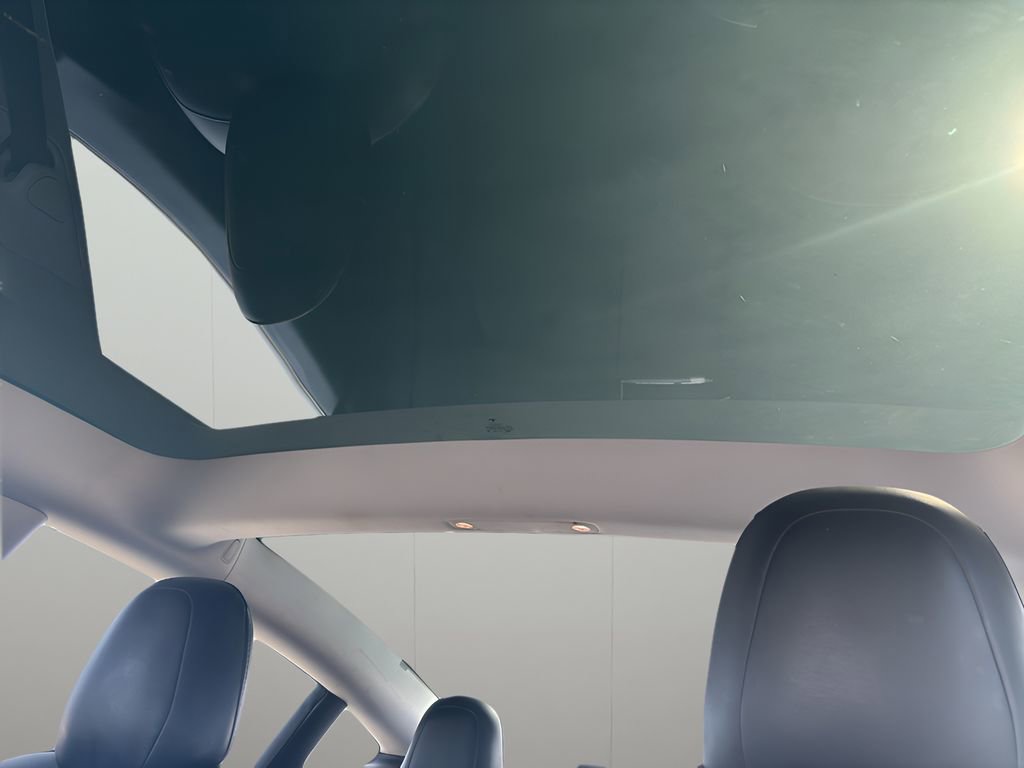 Used 2021 Tesla Model 3 Long Range AWD/4WD image 16
