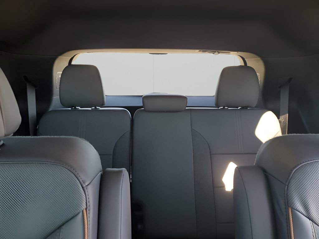 New 2026 GMC Acadia AT4 w/ Luxury Package image 25