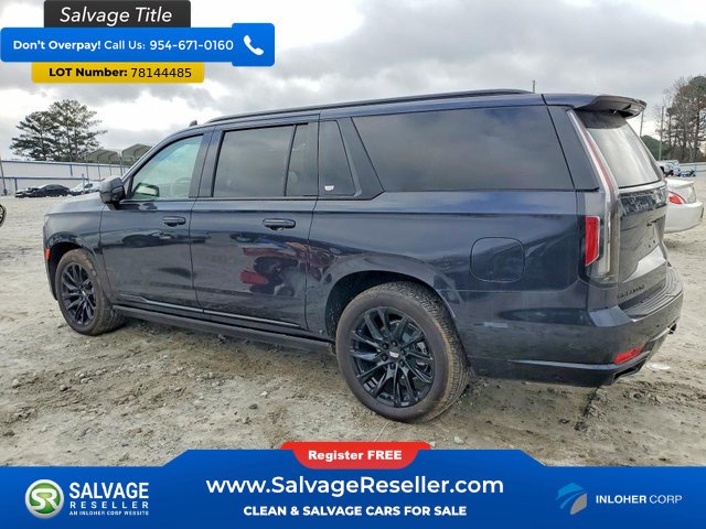 Used 2024 Cadillac Escalade ESV Sport Platinum w/ LPO, ONYX Package AWD/4WD image 3