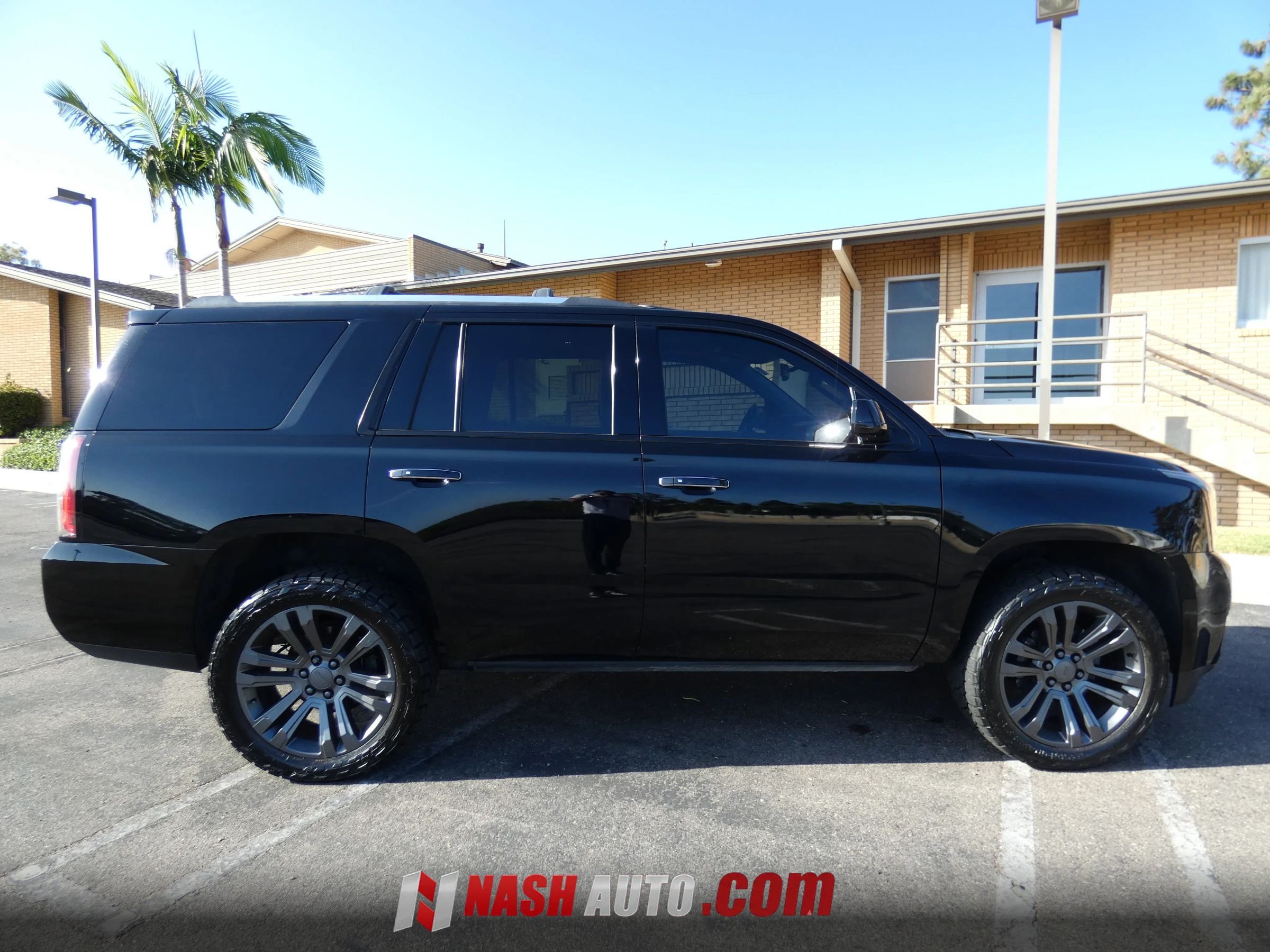 Used 2017 GMC Yukon Denali w/ Open Road Package RWD image 6