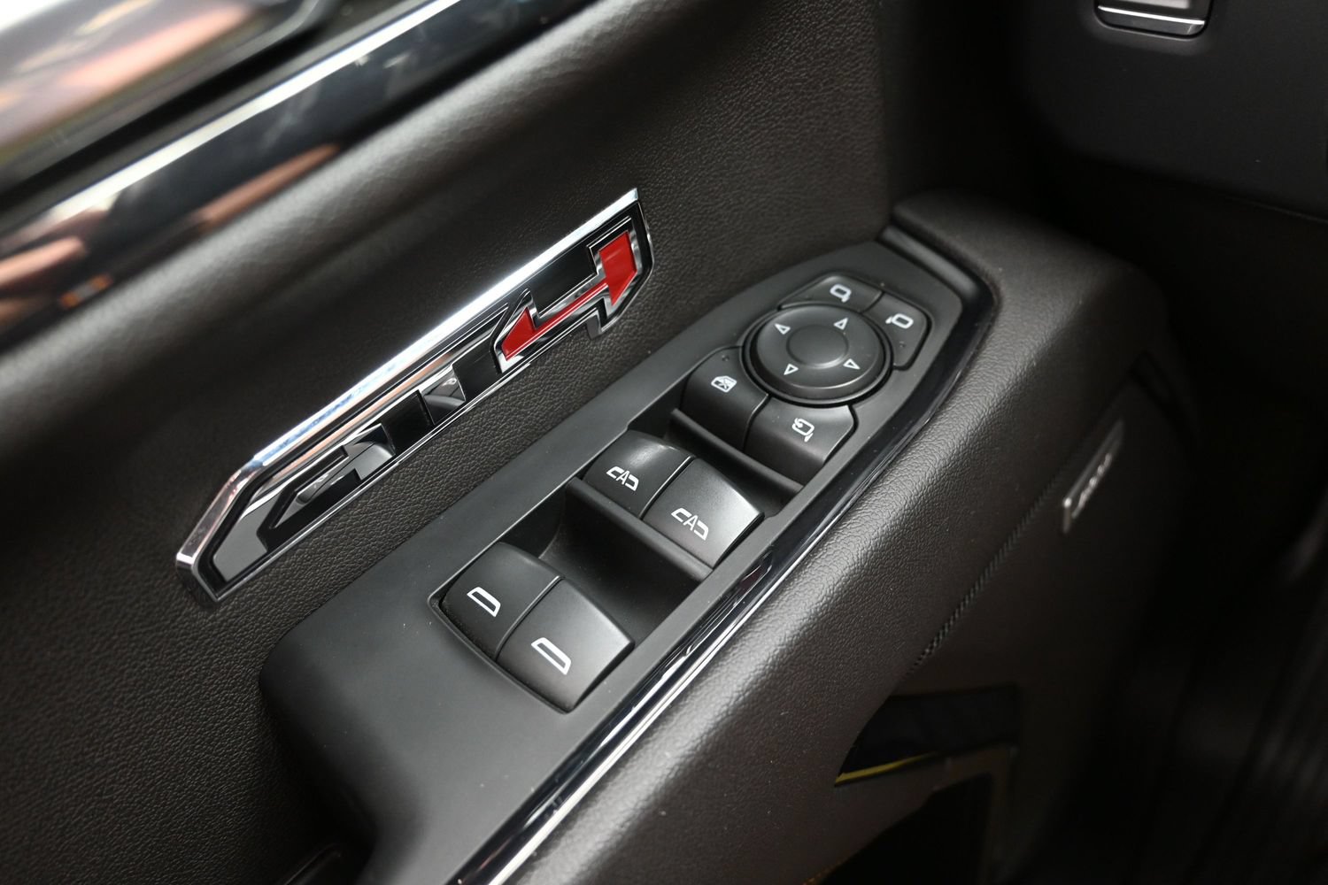 Used 2023 GMC Sierra 1500 AT4 w/ AT4 Premium Package AWD/4WD image 25
