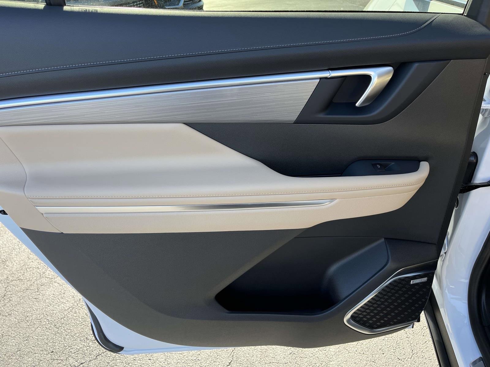 New 2026 Buick Enclave Preferred w/ Power Package image 18