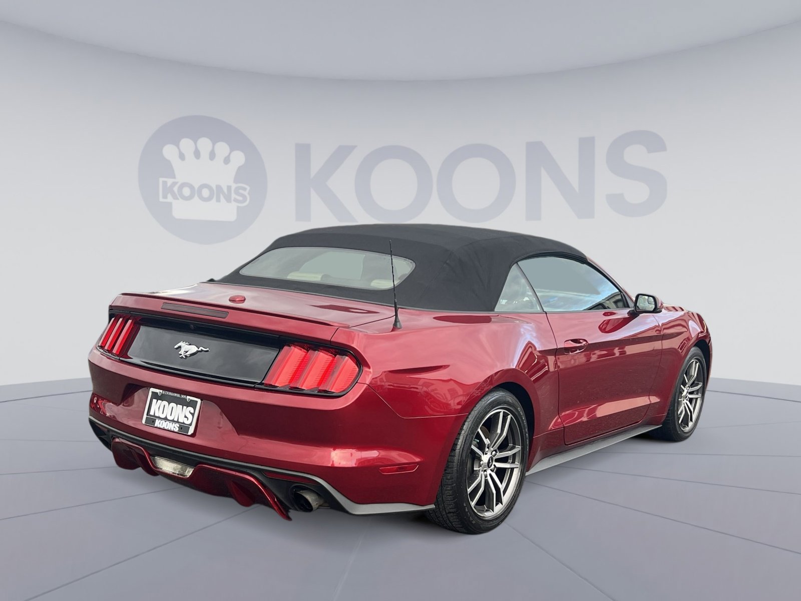 Used 2017 Ford Mustang Premium image 7