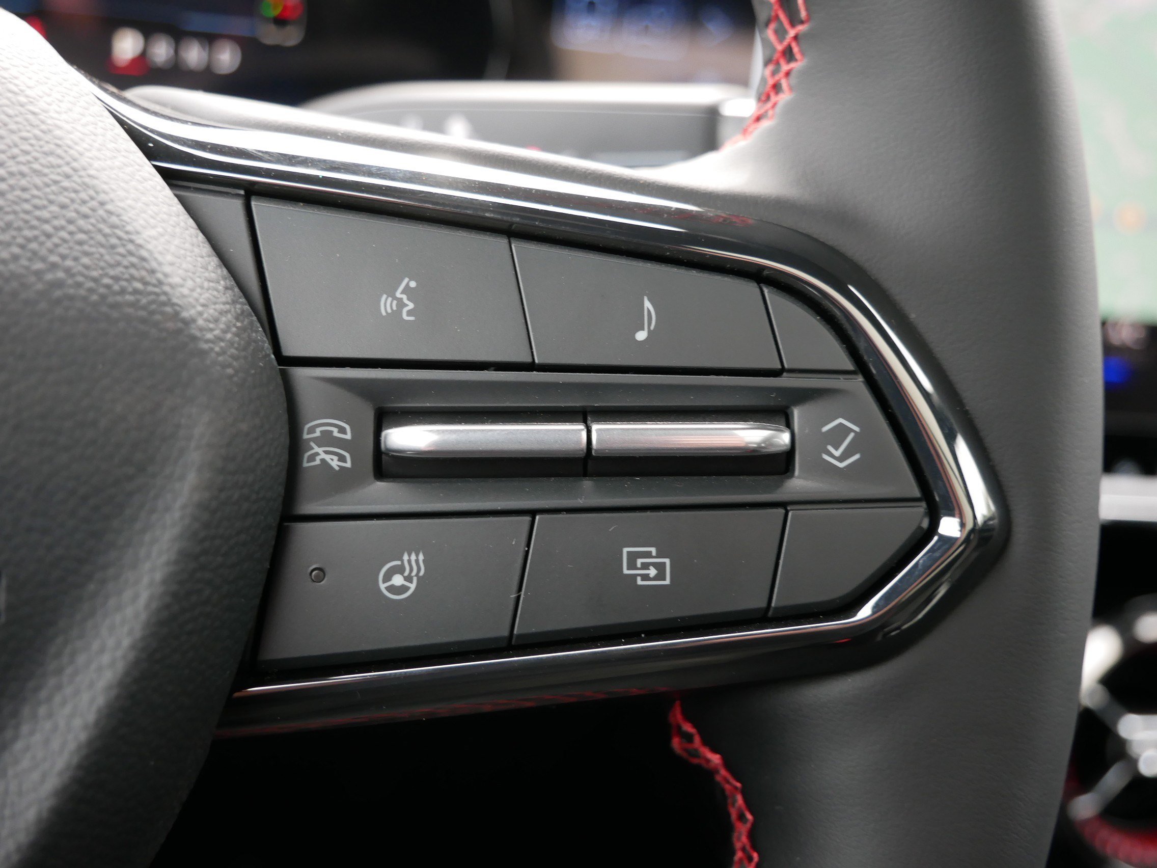 New 2027 Chevrolet Blazer EV RS AWD/4WD image 24