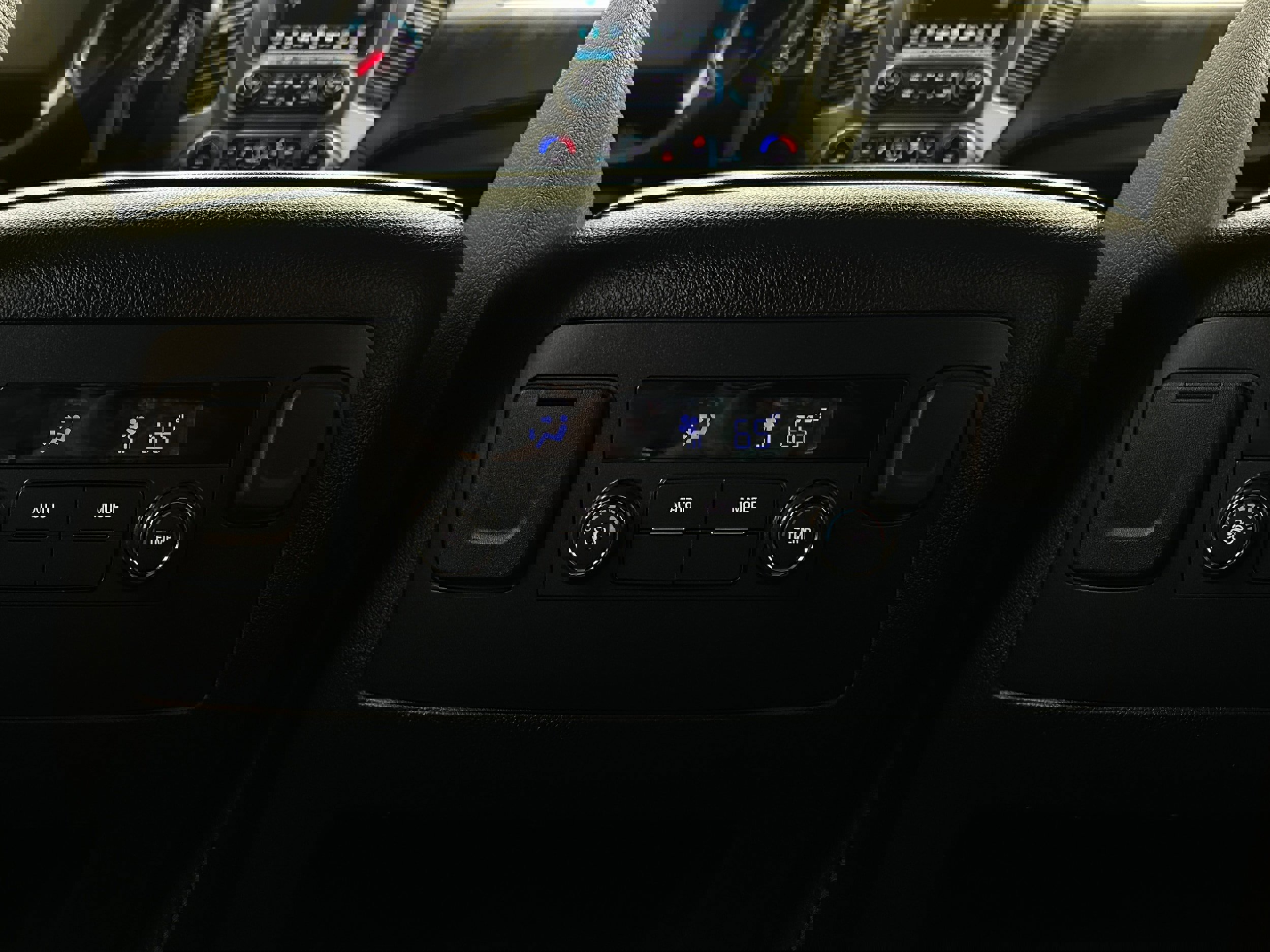 Used 2019 Chevrolet Tahoe LT AWD/4WD image 27