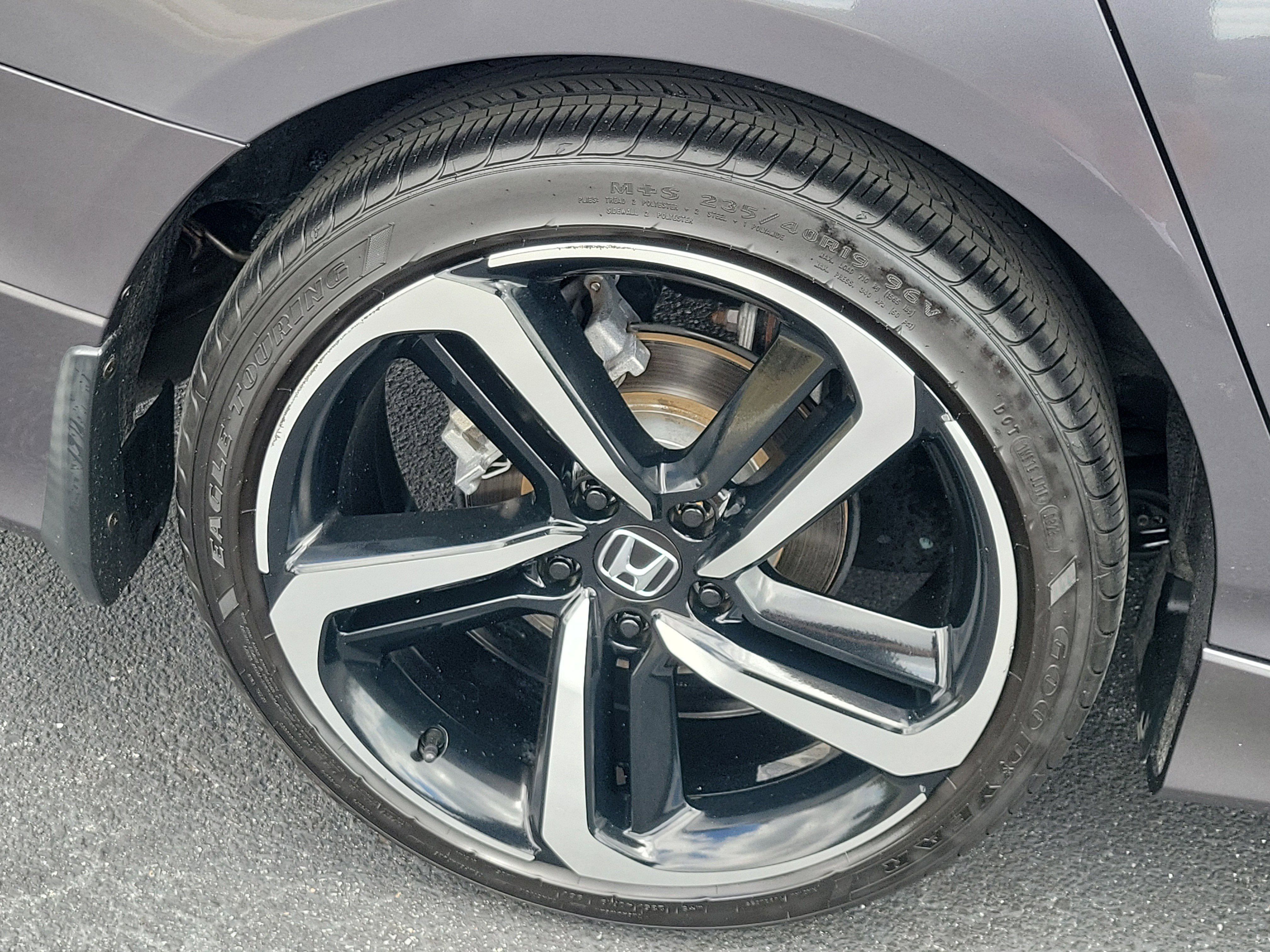 Used 2018 Honda Accord Sport image 10