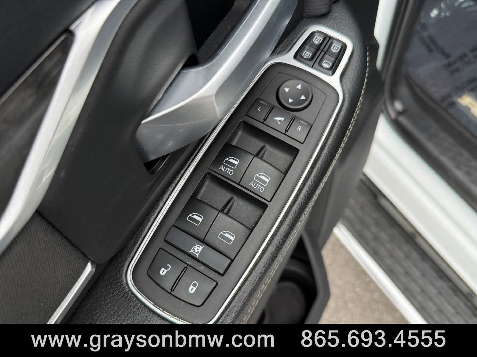 Used 2024 RAM 3500 Big Horn image 17