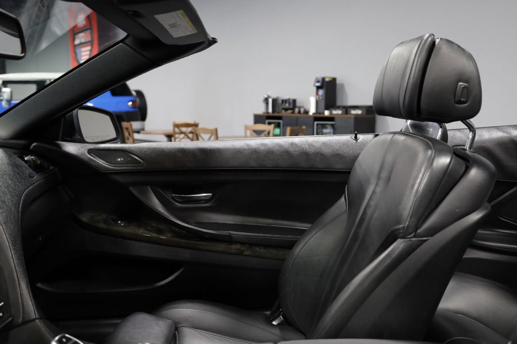Used 2013 BMW 650i Convertible RWD image 16