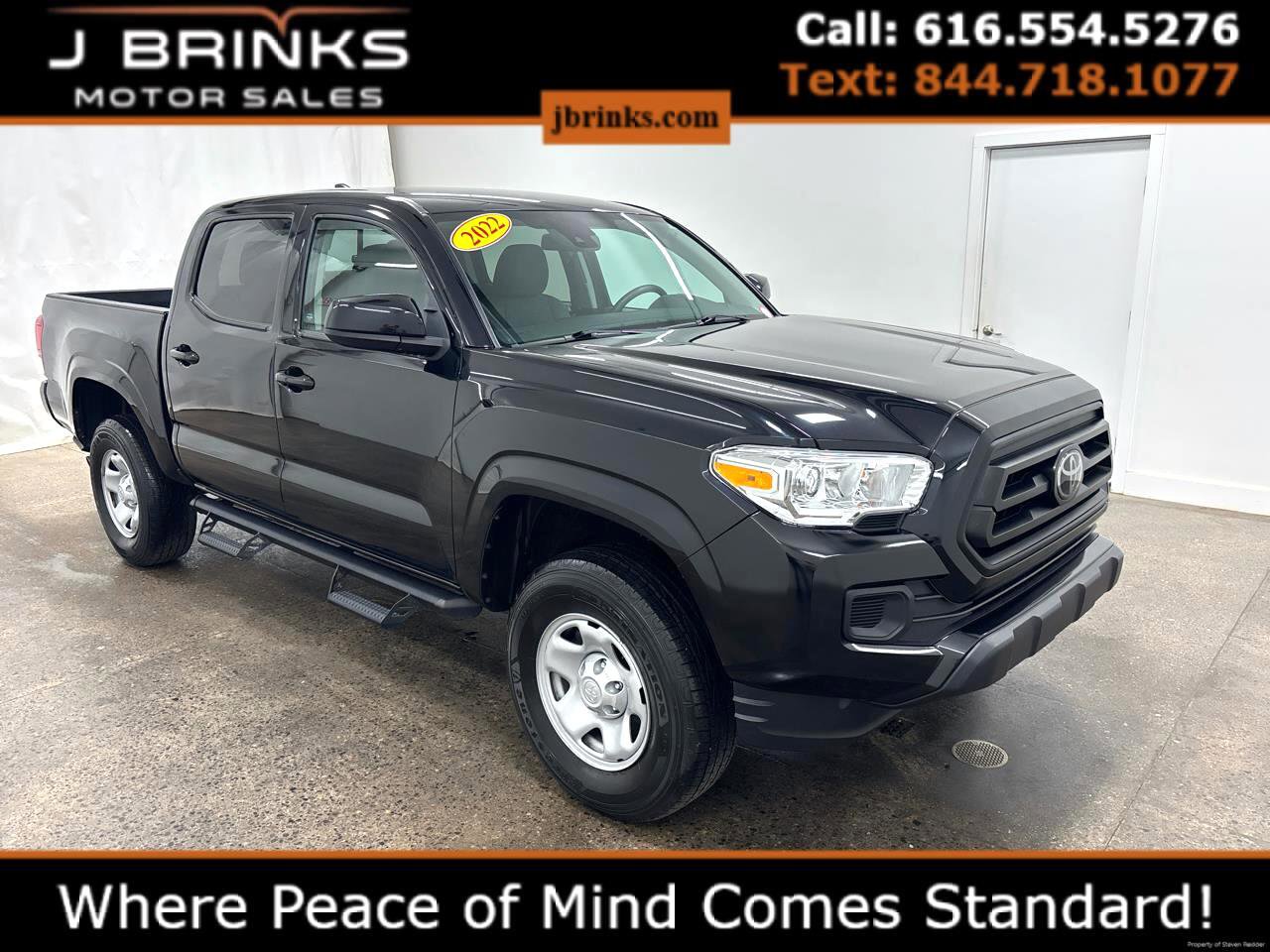 Used 2022 Toyota Tacoma SR image 1