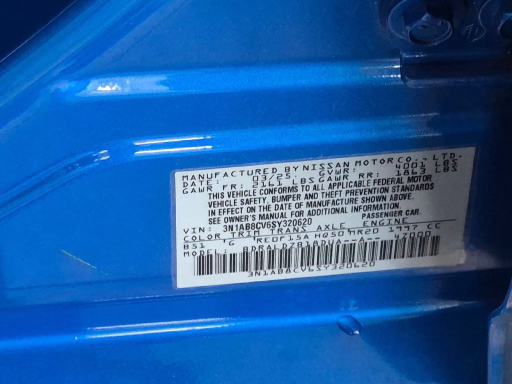Used 2025 Nissan Sentra SV FWD image 35