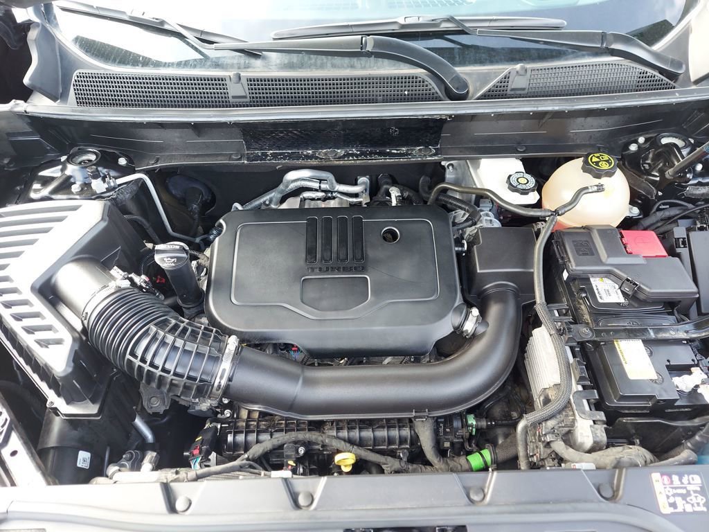 Used 2023 GMC Acadia SLE w/ Driver Convenience Package image 24