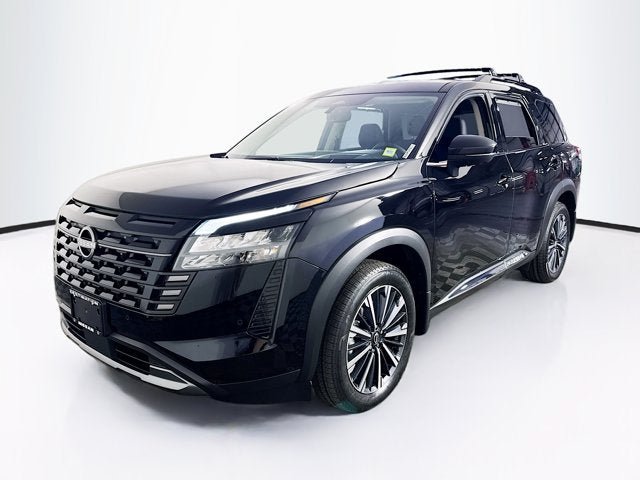 New 2026 Nissan Pathfinder Platinum AWD/4WD image 1