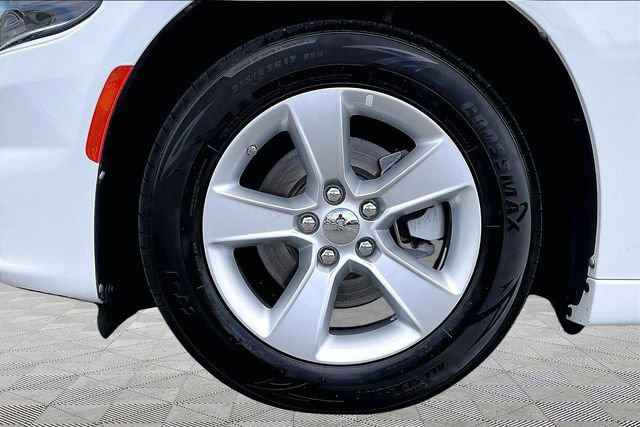 Used 2022 Dodge Charger SXT w/ Leather Interior Group RWD image 22