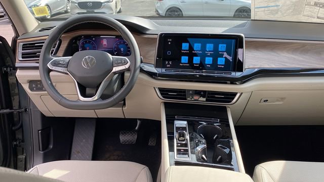 New 2026 Volkswagen Atlas SE image 9