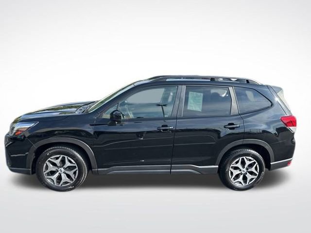 Used 2021 Subaru Forester Premium image 2