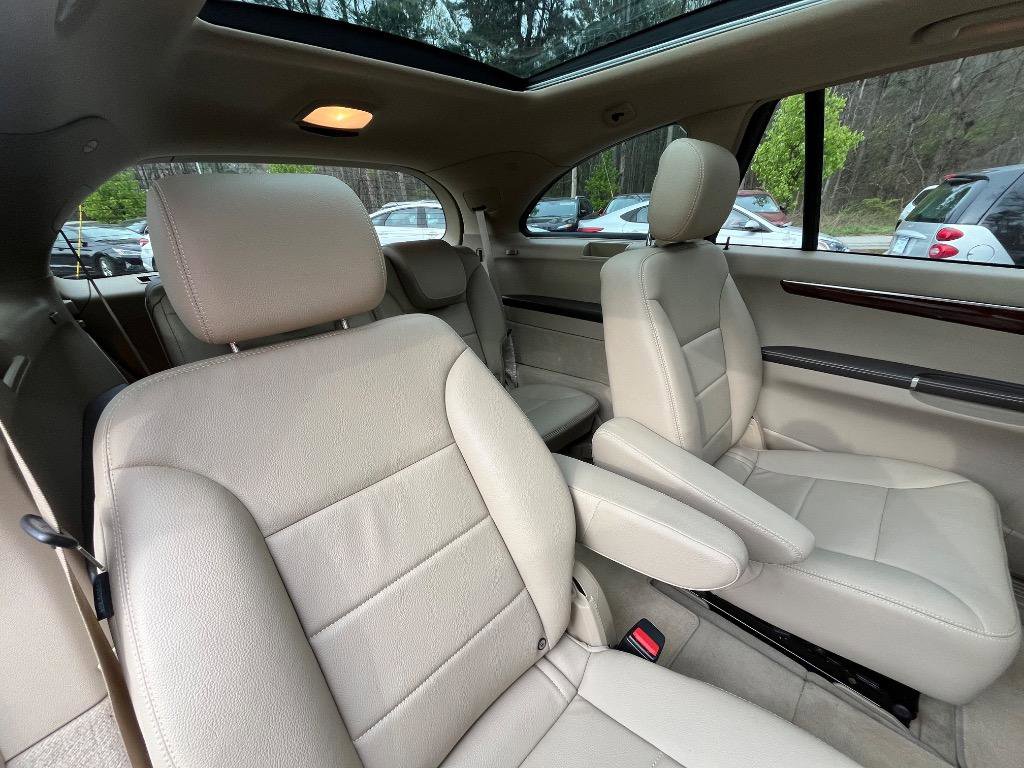 Used 2012 Mercedes-Benz R 350 R350 image 36